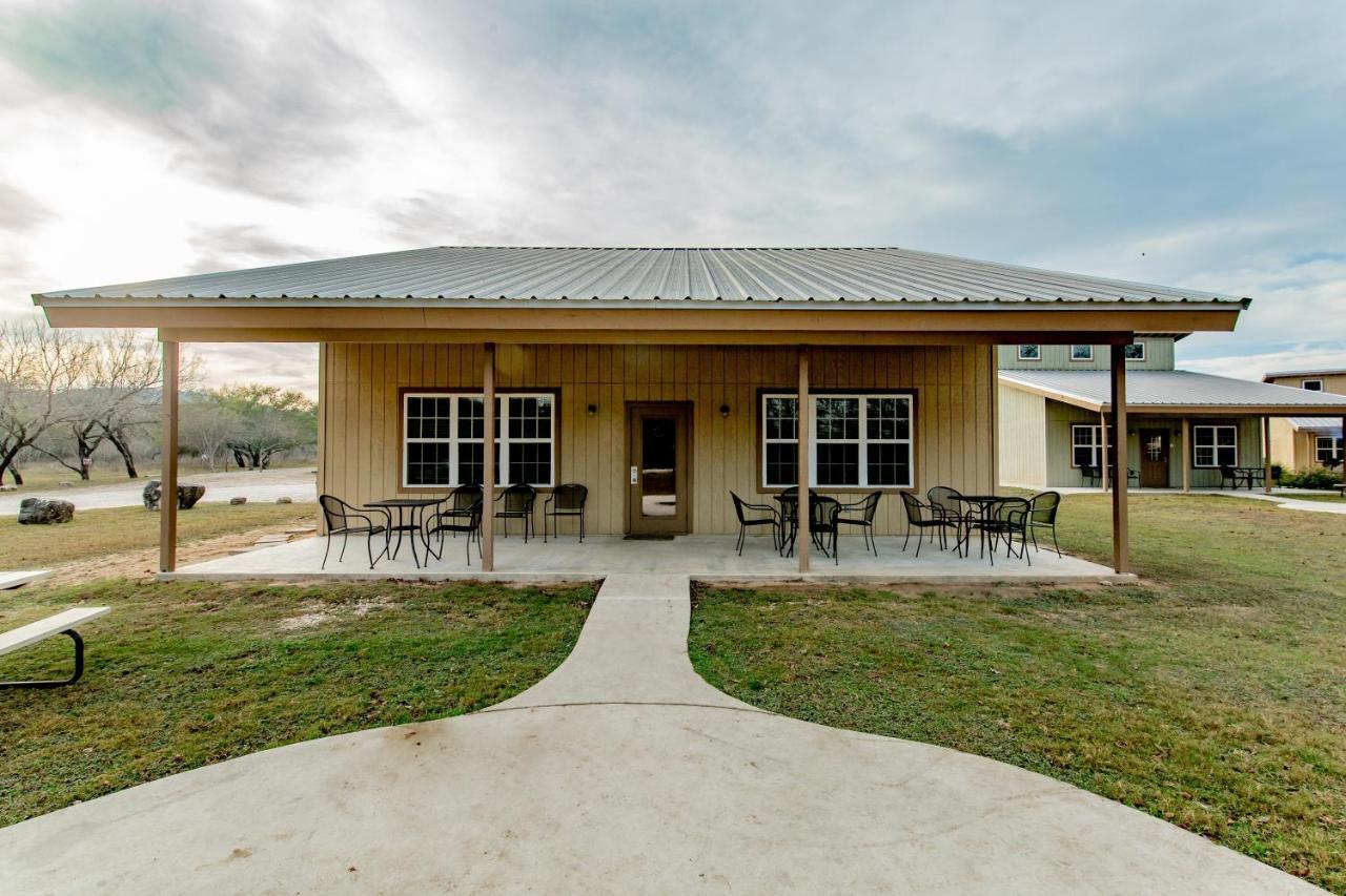 Seven Bluff Cabins Concan Dış mekan fotoğraf