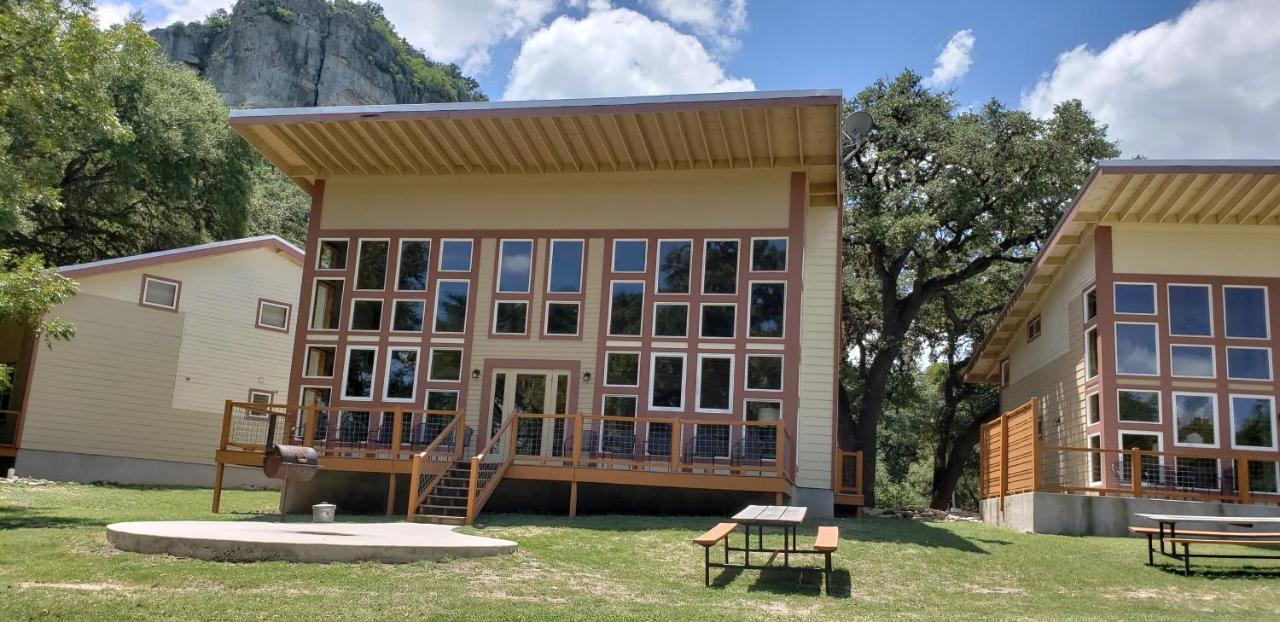 Seven Bluff Cabins Concan Dış mekan fotoğraf