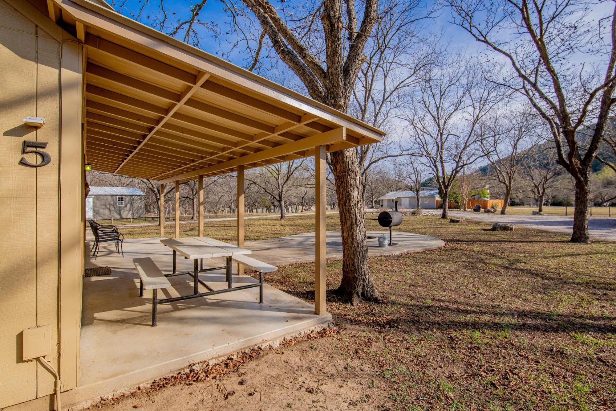 Seven Bluff Cabins Concan Dış mekan fotoğraf
